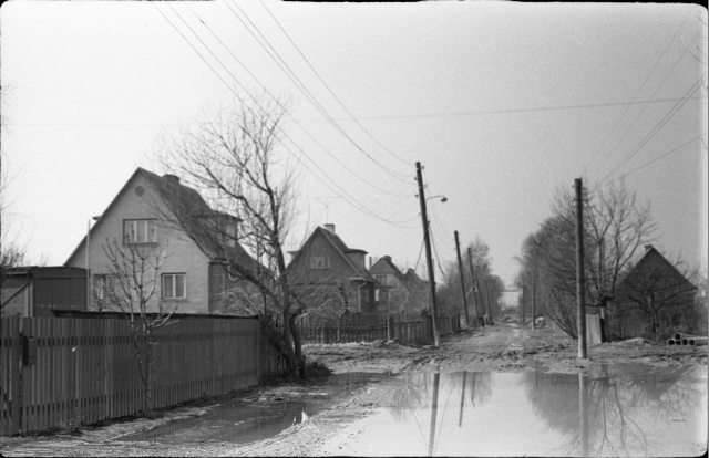Tallinn, Kristiine, Lilleküla asum, Mooni allasum, Kuldnoka tänav.