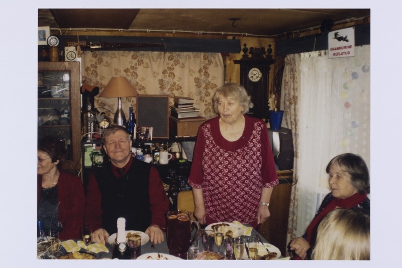 Kodune sünnipäevapidu. Juubilar Helma Kaevali tänusõnad külalistele