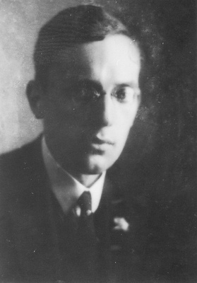Olev Reinthal  similar photo