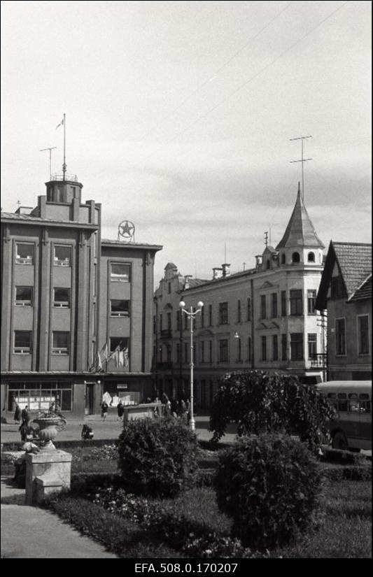 Keskväljak.