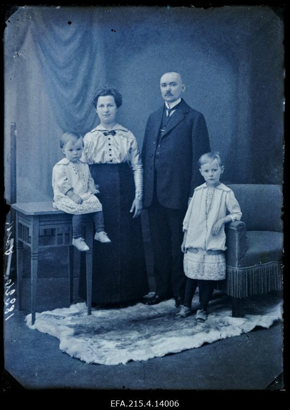 Perekond Sokk [Sock].