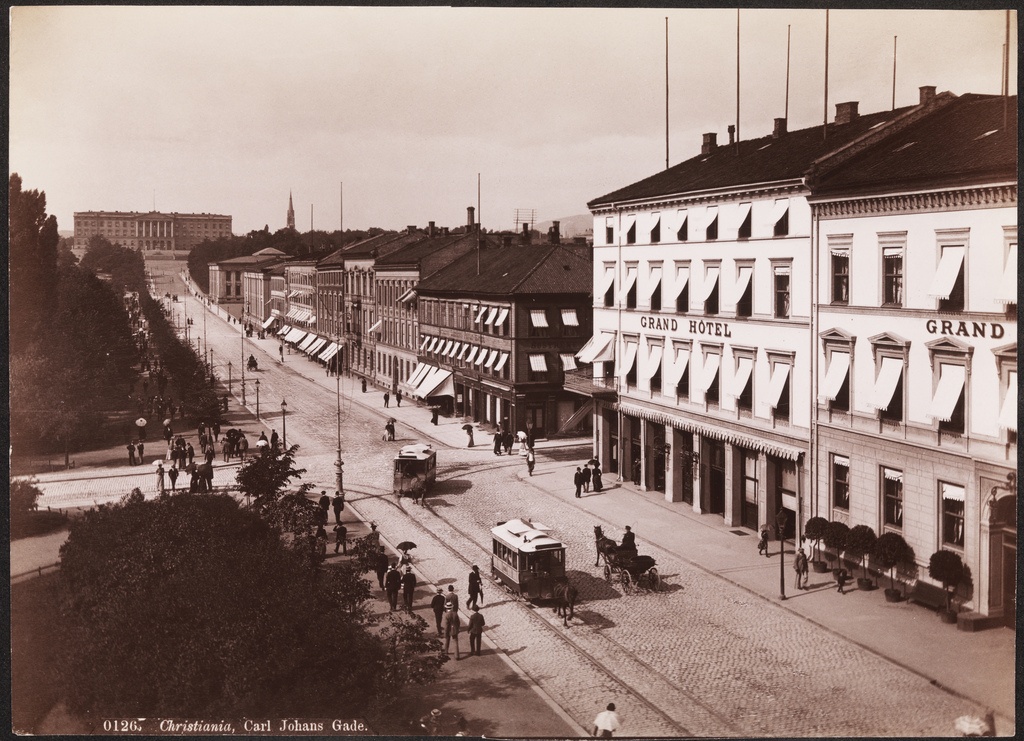 0126. Christiania, Carl Johans Gade