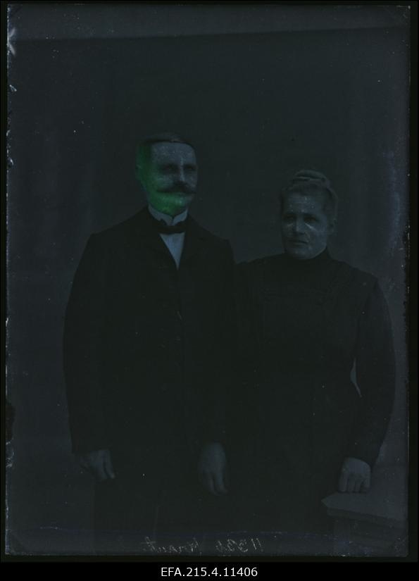 Jüri Kraut abikaasaga.