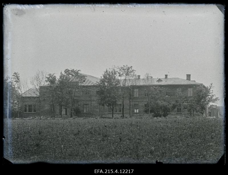 Viljandi Eesti Haridusseltsi Tütarlaste Progümnaasium, (endine Viljandi Eesti Põllumeeste Seltsi hoone).