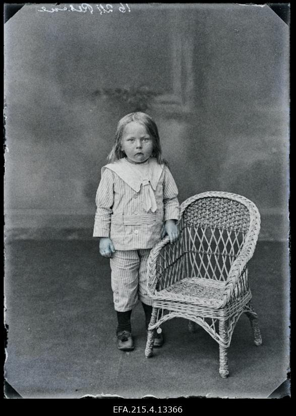 Väike poiss, (foto tellija Rebane).