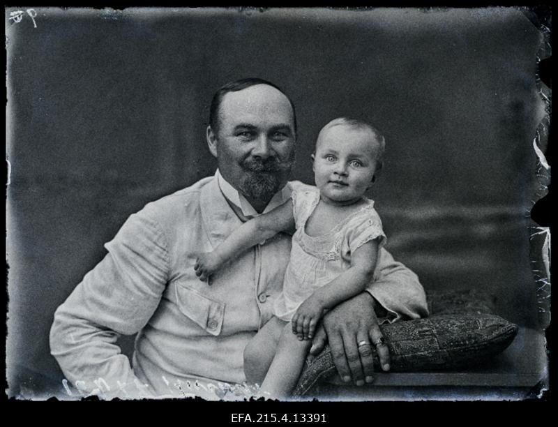 Kurwits (Kurvits) lapsega.