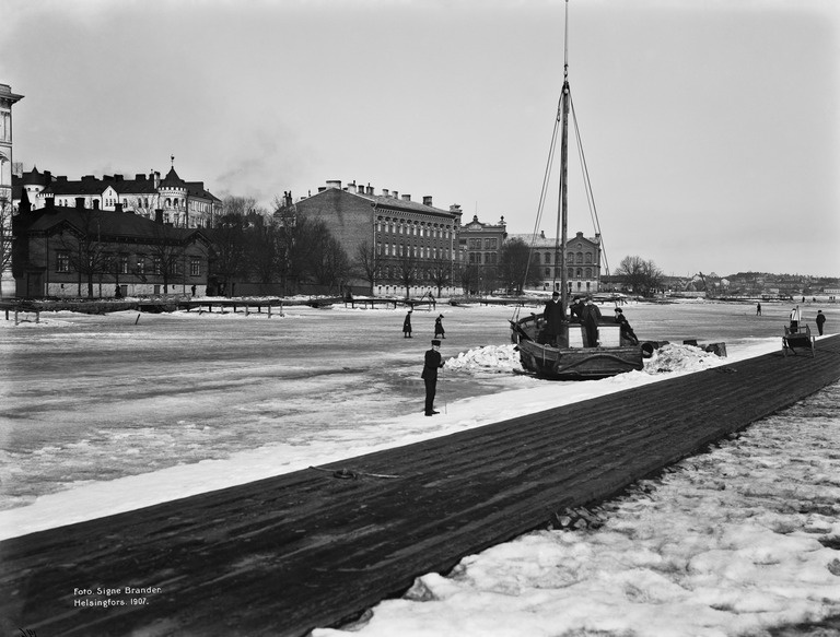 Pohjoissatama Halkolaituri