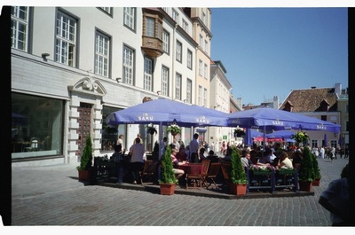 Välikohvik Tallinna raekoja platsis  similar photo