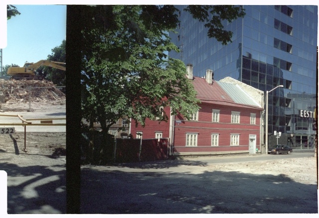 Puithoone Tallinnas Eesti Ühispanga kõrval