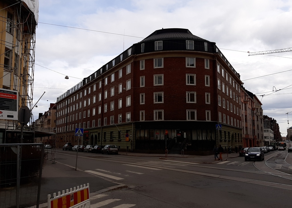 Arkadiankatu 14, 12. Fredrikinkatu 71. rephoto