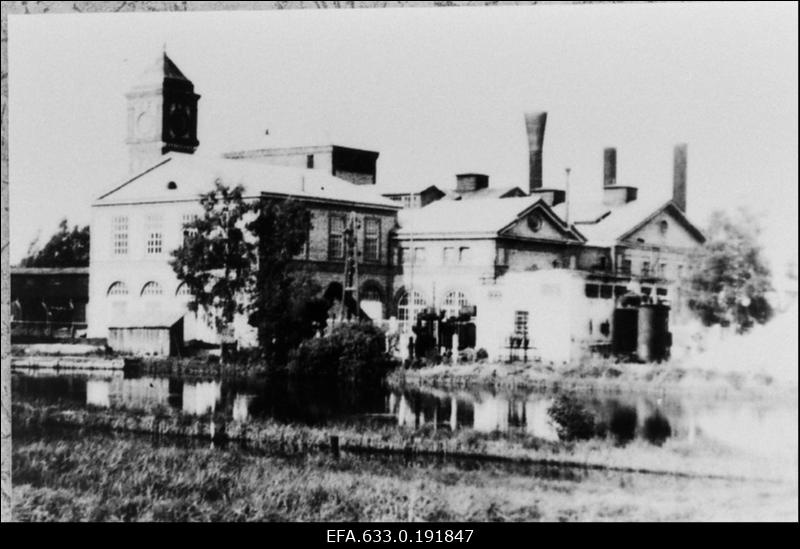 Ellamaa elektrijaama ajutine lahtine jaotusseade, mis rajati vene vägede poolt 1941. aastal õhku lastud jaotusseadme asendamiseks.