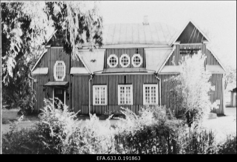 Ellamaa elektrijaama kontorihoone.