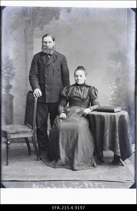 Vanapaar Hasenbusch.