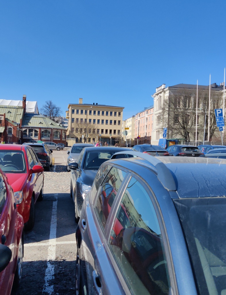 rintamamiesten paraati Hietalahden torilla rephoto
