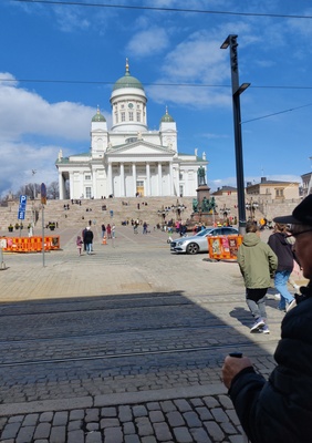 Helsingin Tuomiokirkko ja Aleksanteri II:n patsas. rephoto