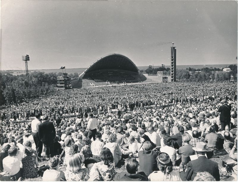 Foto. Üldlaulupidu Tallinnas 1965.a.