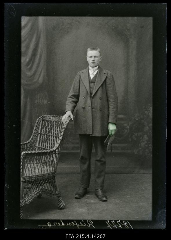 W. Riesenberg.