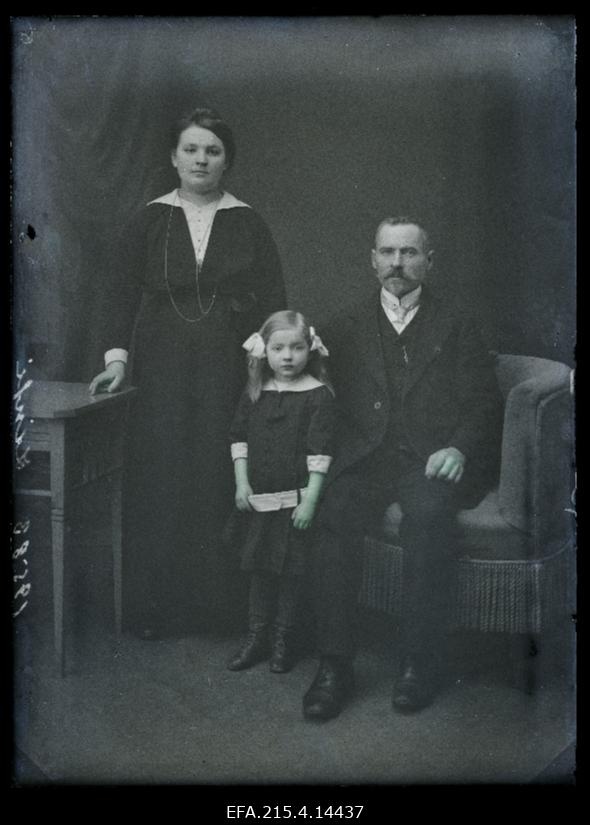 Perekond Linsi [Lindsi].