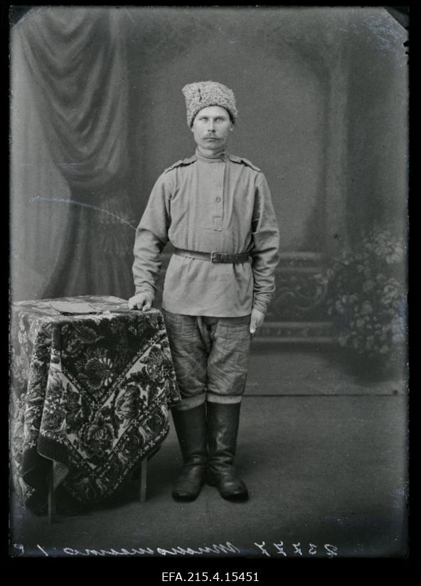 Sõjaväelane Timoschenko (Timošenko).