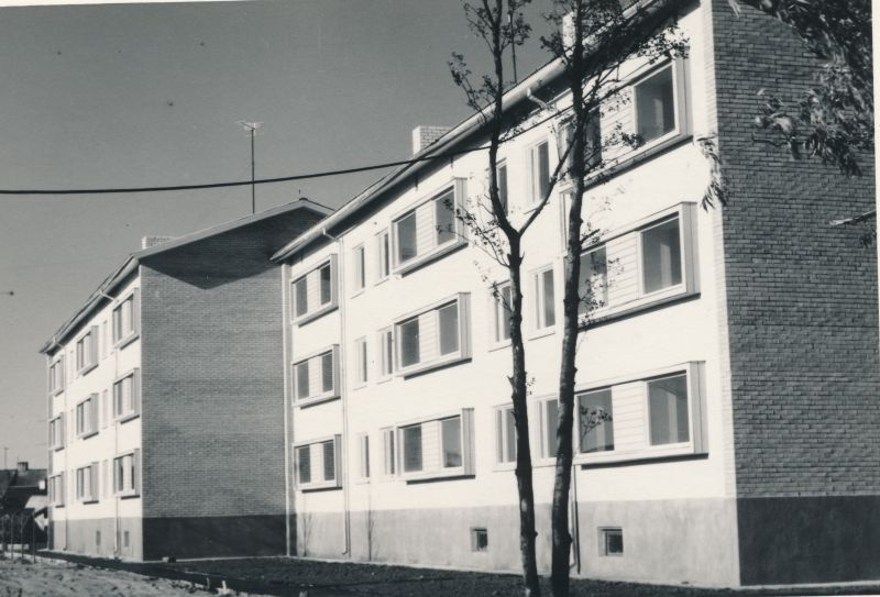 Foto. Haapsalu MEK-i elamu Haapsalus Jalaka tänaval. 04.07.1969.a.
Foto: Ilmarine Möldri.