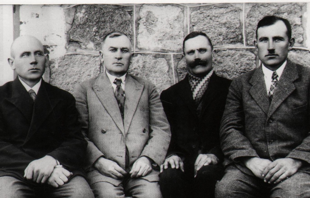 Pöögle ühispiimatalituse juhatus