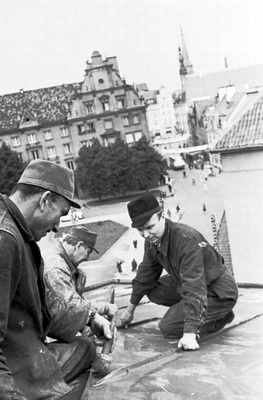 Tallinna ehitusremondi kontor. Kaljo Laursoo, Ago Liimand, Arnold Kiri.  similar photo