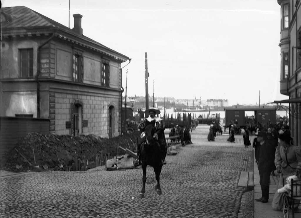 Man till häst. (1890-1910)
