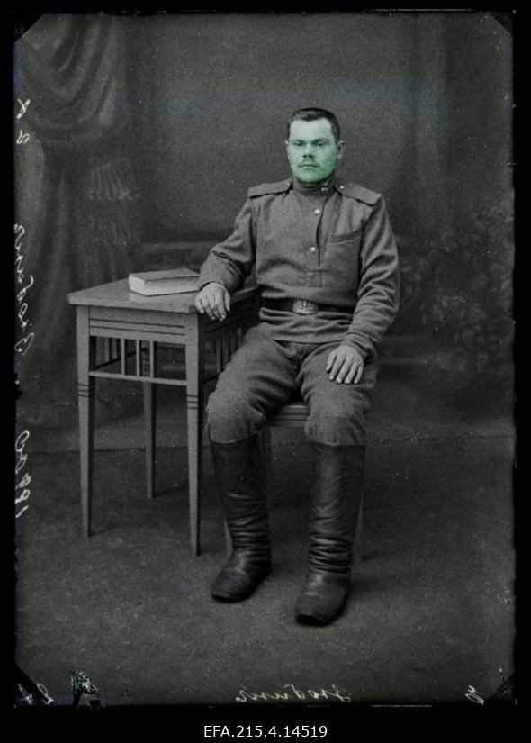 Sõjaväelane Zjubin.