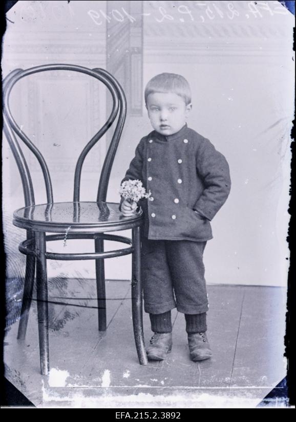 August Palu.