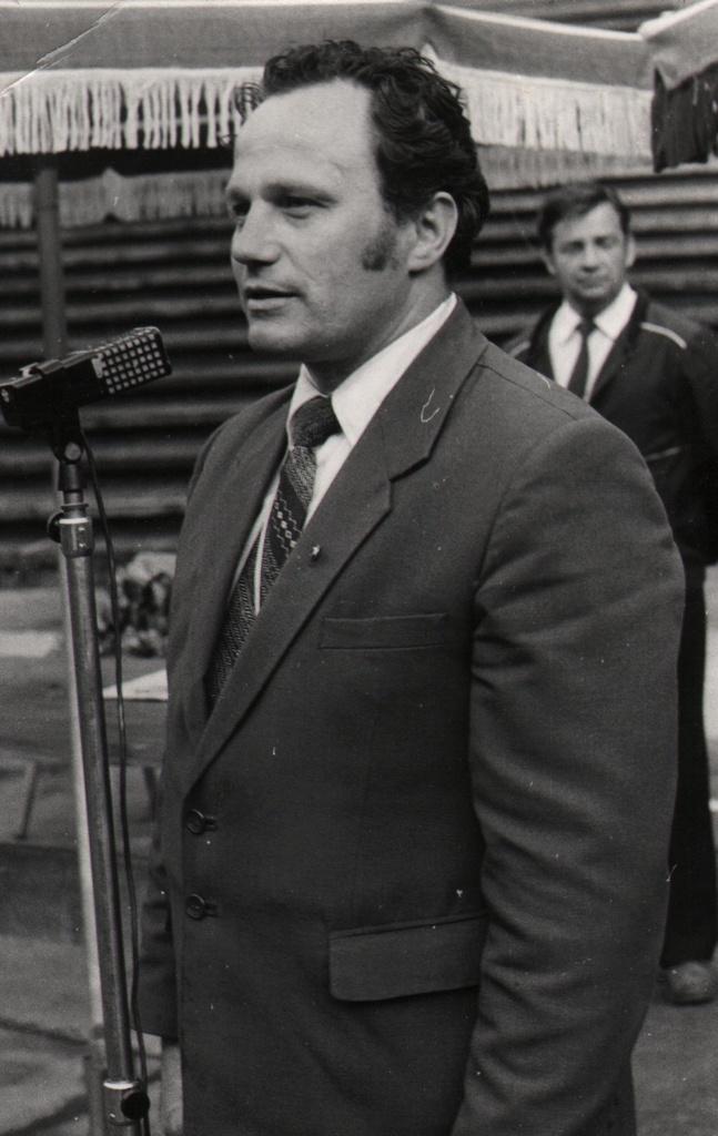 Põlva PTK direktori Vassili Mahla avasõna, liha-ja piimatööstuse töötajate XXIX spordimängudel Intsikurmus