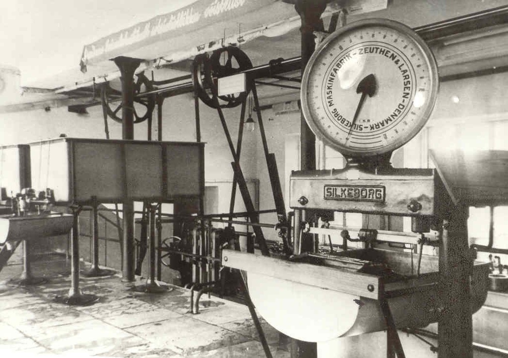 Õisu kooli õppemeierei vastuvõtu ruum