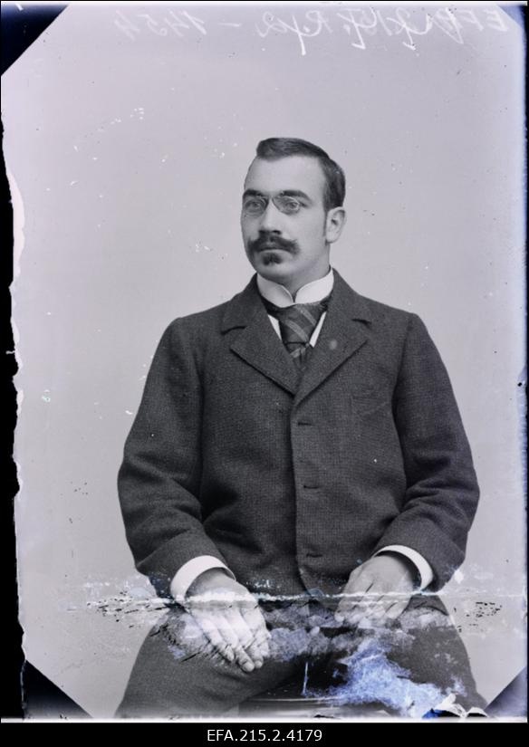 Anton Sass.