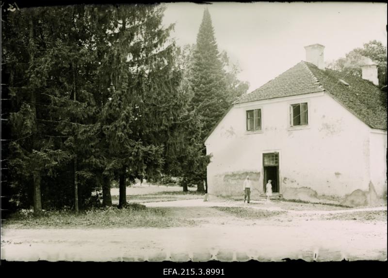 Vaade hoonele Õisus.