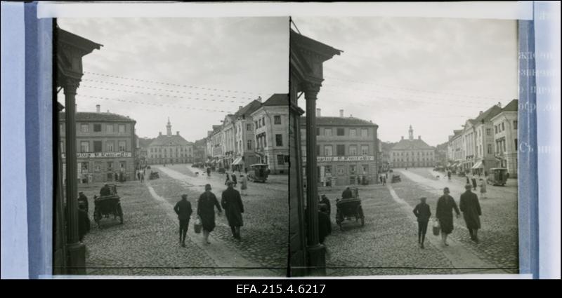 Vaade Tartu Raekoja platsile.