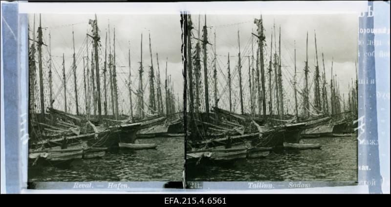 Vaade Tallinna sadamale.