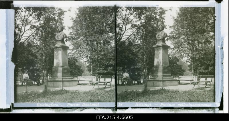 Vaade Soome helilooja F. Paciuse mälestussambale Helsingis.