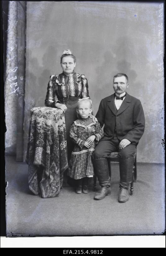 Perekond Kahusk.