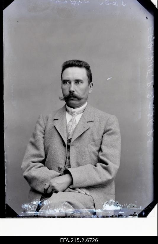 Arst Tõnis Soosaar, (Johan Soosaare vend).