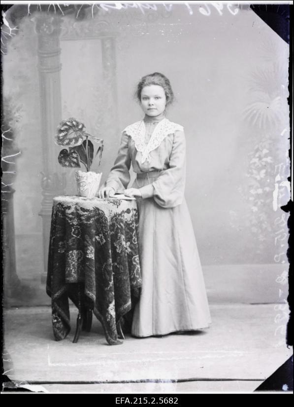 Marie Tupits.