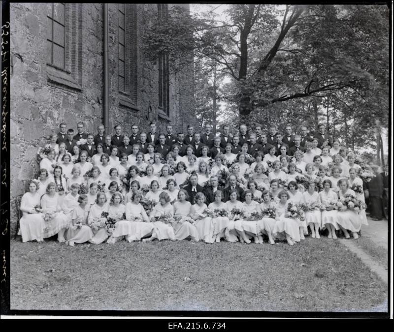 Viljandi Maakoguduse leerilapsed.