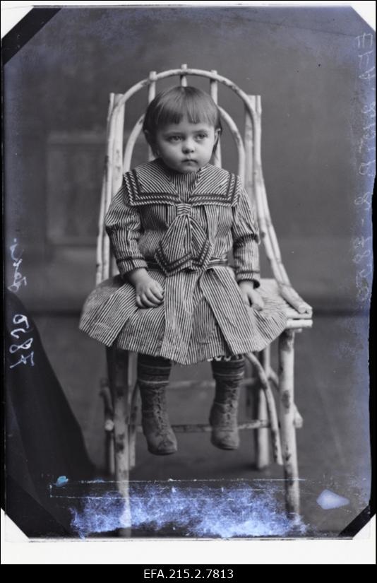 Väike tüdruk, (foto tellija Jaks).