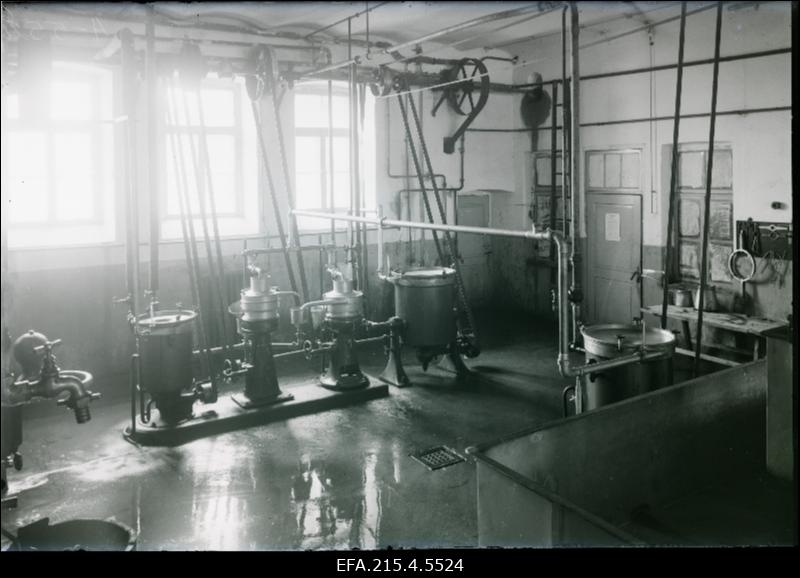 Viljandi Piimaühisuse meierei sisevaade.