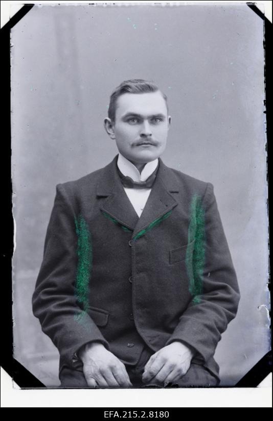 Jaan Padernik.