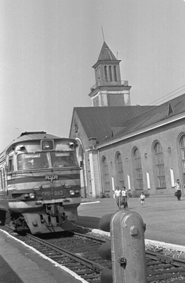 Valga. Raudteejaam.  similar photo