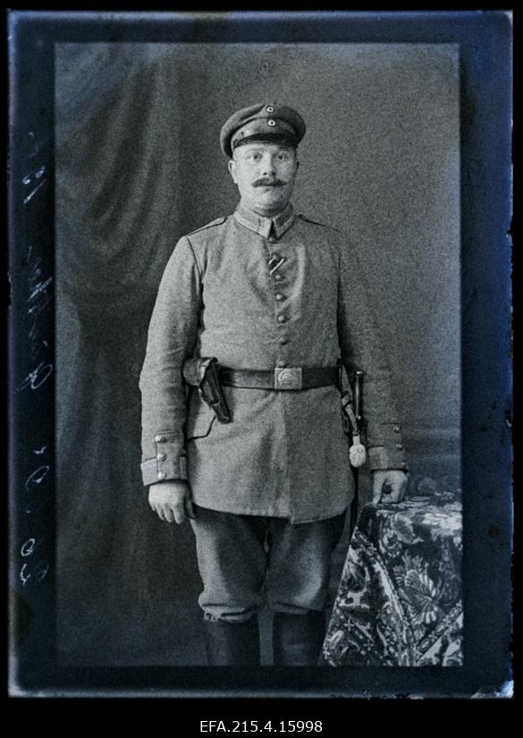 Sõjaväelane Günther.