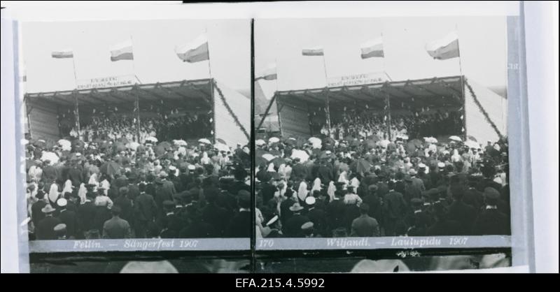 Vaade Viljandi lauluväljakule 1907. aasta laulupeo ajal.