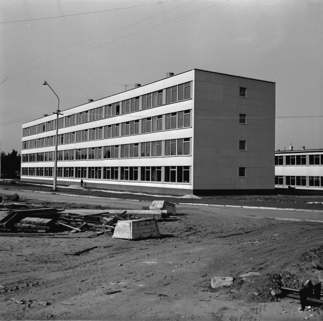 Tallinna vaated. Tallinna 37. keskkool.