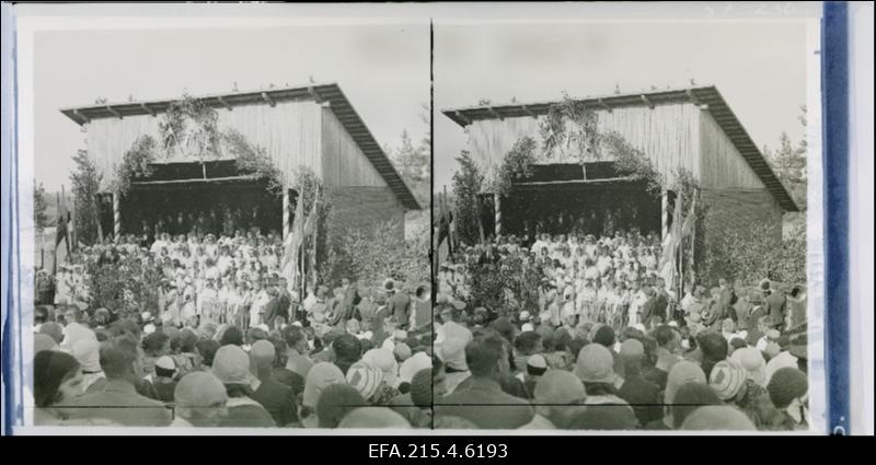 Vaade Petseri lauluväljakule 1931. aasta laulupeo ajal.