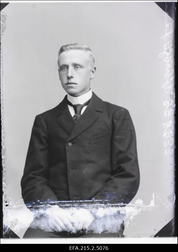 Jaan Jung.
