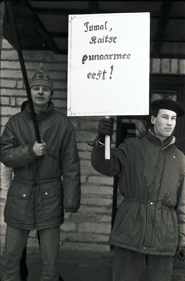 fotonegatiiv miiting Paides veebruar 1990